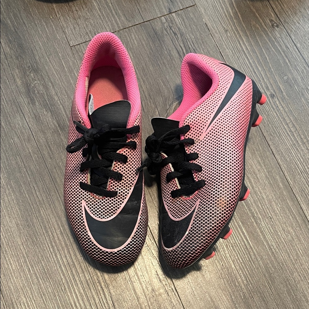Nike Pink and Black Athletic Cleats